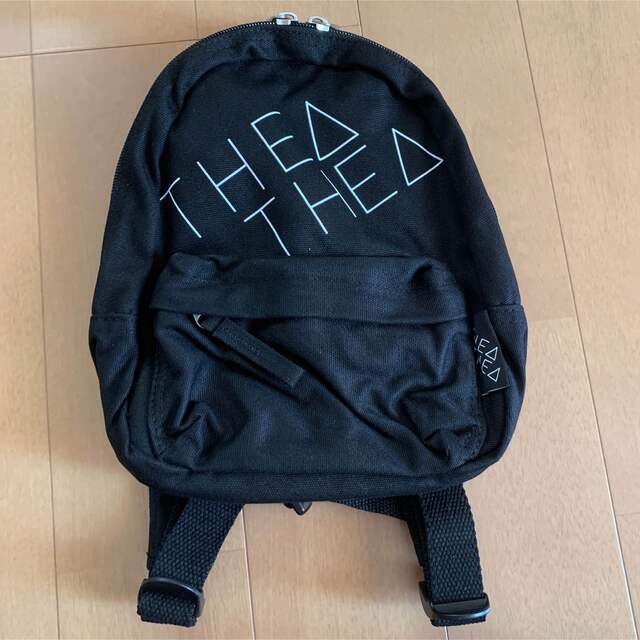 thea thea ティアティア  リュック　黒　キッズ