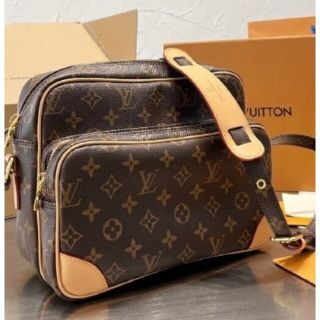 トリミング LOUIS VUITTON - ユニセックスお洒落なブラックチェーン