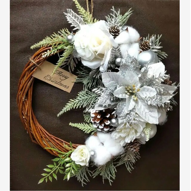 #65 クリスマスリース　フラワーリース　白　造花　アンティーク ハンドメイドのフラワー/ガーデン(リース)の商品写真