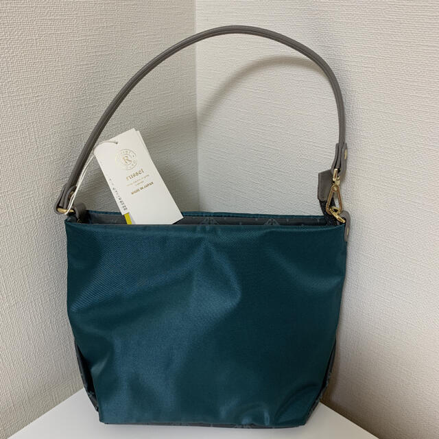 く日はお得♪ Russet - 【新品未使用】 russet ラシット ちょこっとショルダーバッグ グリーン ハンドバッグ く日はお得♪ Russet - 【新品未使用】 russet ラシット ちょこっとショルダーバッグ グリーン ハンドバッグ