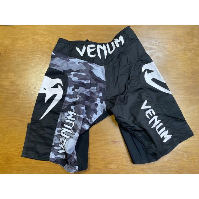 VENUM ベヌム ファイトショーツ スポーツ/アウトドアのスポーツ/アウトドア その他(格闘技/プロレス)の商品写真