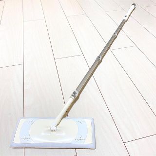 カオウ(花王)の【美品】花王　クイックルワイパー　本体(日用品/生活雑貨)