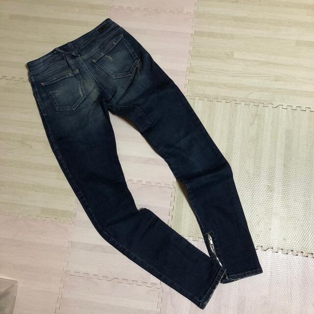 【売り切り価格】DIESEL★ダメージ加工デニム ストレート★25インチ