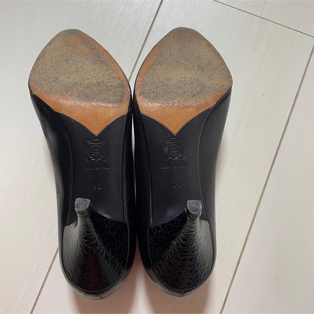 Gianni Versace(ジャンニヴェルサーチ)のGIANNIVERSACEレディース ヒール　ハイヒール　レザー表記サイズ35  レディースの靴/シューズ(ハイヒール/パンプス)の商品写真