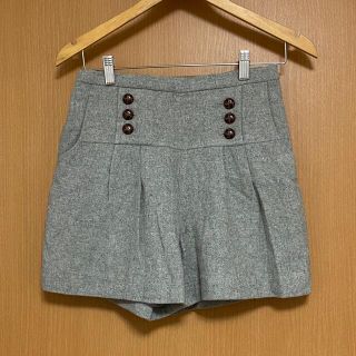 イッカ(ikka)のハイウエスト ボタン ショートパンツ(ショートパンツ)