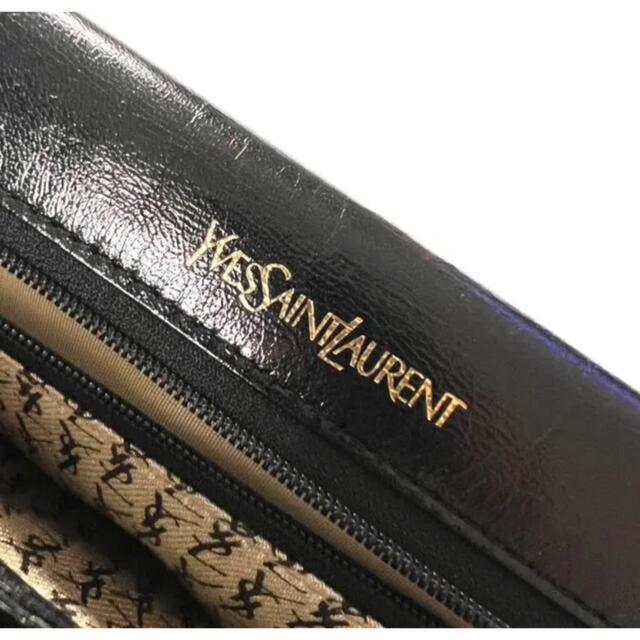 Saint Laurent(サンローラン)のYvesSaintLaurent イブサンローラン　タッセル　ショルダーバッグ レディースのバッグ(ショルダーバッグ)の商品写真