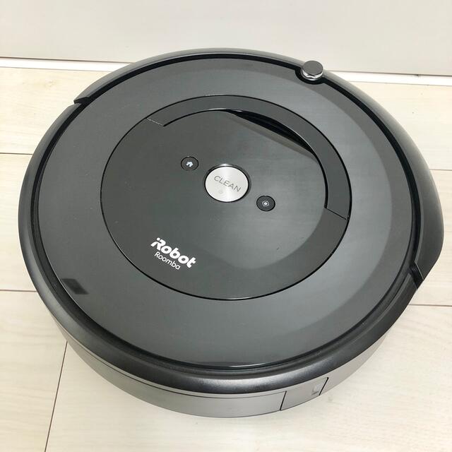 iRobot(アイロボット)のIROBOT ルンバ e5 アイロボット ロボット掃除機 e515060 スマホ/家電/カメラの生活家電(掃除機)の商品写真