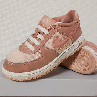 NIKE AIR FORCE Ⅰ LV8 (TD)幻ラメ入り薄ピンク桜色16cm(スニーカー)