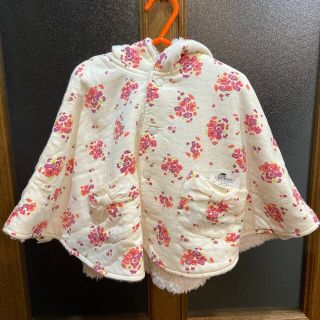 新品•未使用branshes ポンチョ　授乳ケープ　リバーシブル　花柄(ジャケット/コート)