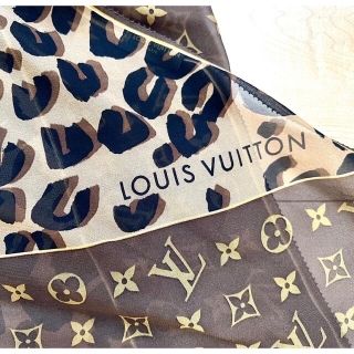 LOUIS VUITTON　ルイ・ヴィトン スカーフ レオパード　ヒョウ柄