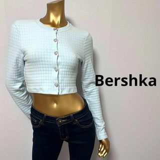 ベルシュカ(Bershka)の【2251】Bershka 千鳥柄 ショート丈 ニット M(ニット/セーター)