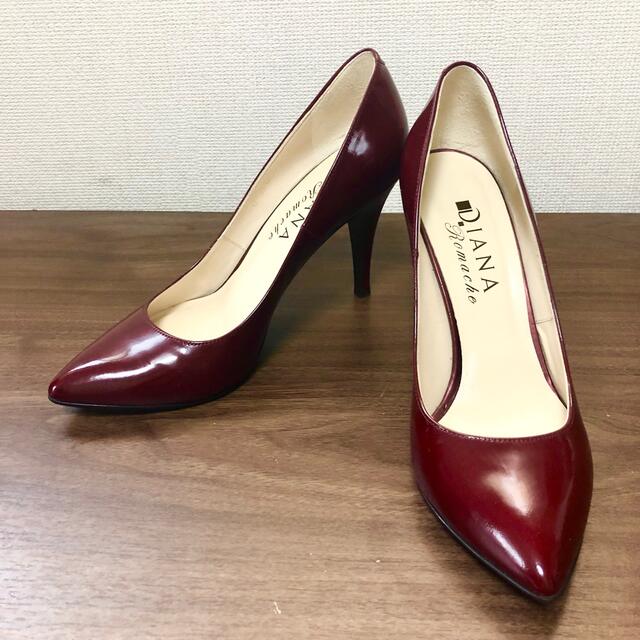 DIANA(ダイアナ)の【美品】DIANA ダイアナ パンプス エナメル ポインテッドトゥ ワインレッド レディースの靴/シューズ(ハイヒール/パンプス)の商品写真