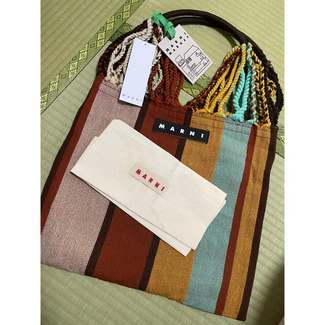 人気新品 ♪セール 新品MARNIマルニフラワーカフェ ハンモックバッグ