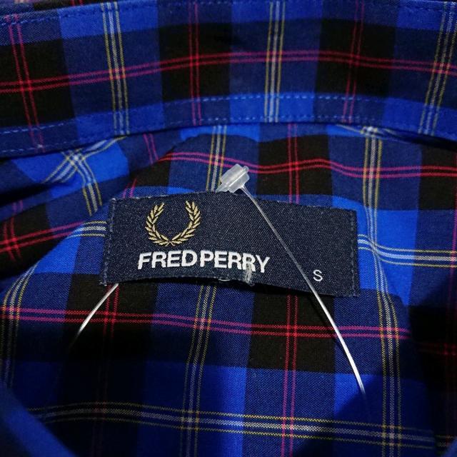 FRED PERRY(フレッドペリー)のフレッドペリー 長袖シャツ サイズS メンズ メンズのトップス(シャツ)の商品写真