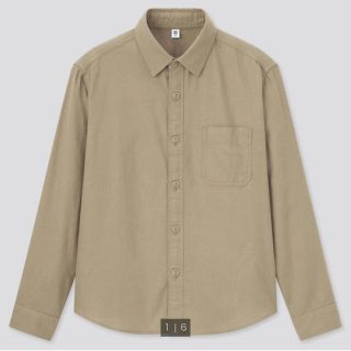 ユニクロ(UNIQLO)のツイルワークシャツ（長袖）ベージュ(ブラウス)