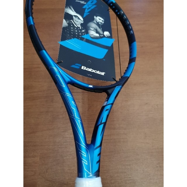 Babolat(バボラ)の【新品未使用】日本仕様 バボラ ピュアドライブライト 100インチ 270g スポーツ/アウトドアのテニス(ラケット)の商品写真