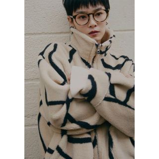 アメリヴィンテージ(Ameri VINTAGE)のアメリ 2WAY REVERSIBLE BOA JACKET ameri (ブルゾン)