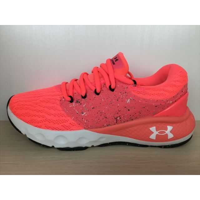 UNDER ARMOUR(アンダーアーマー)のアンダーアーマー チャージドバンテージ 靴 22,5cm 新品 (1329) レディースの靴/シューズ(スニーカー)の商品写真