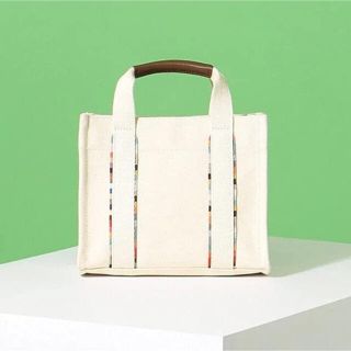 ポールスミス(Paul Smith)のポールスミス　ベーシックキャンバスミニショルダーバッグ　白（中古美品）(ショルダーバッグ)