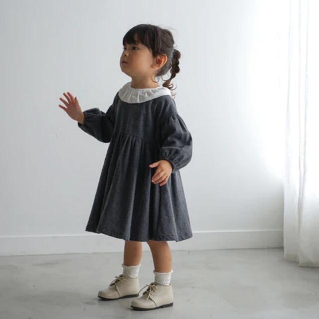 FICELLE(フィセル)の10mois NAOMI ITO フリル襟ワンピース ブラウン 100cm キッズ/ベビー/マタニティのキッズ服女の子用(90cm~)(ワンピース)の商品写真