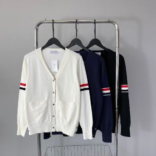 トムブラウン カーディガン(レディース)の通販 24点 | THOM BROWNEの