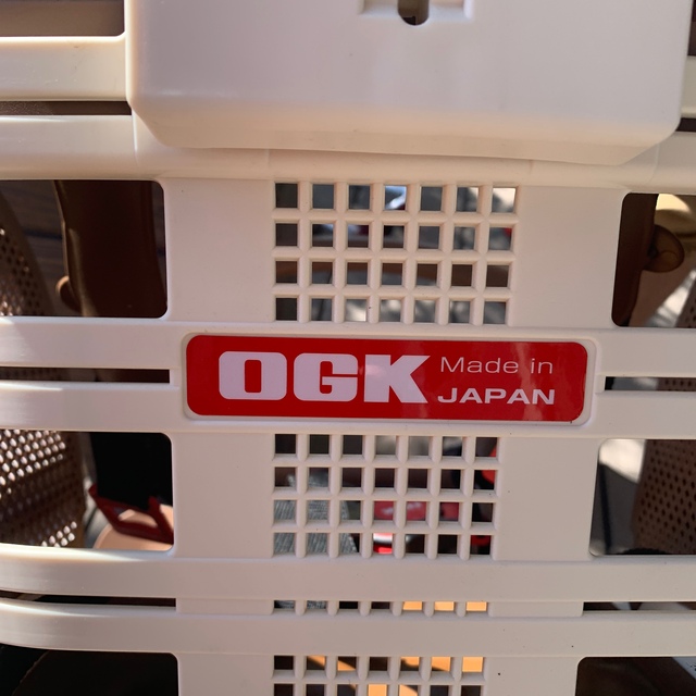 OGK(オージーケー)の後のせチャイルドシート(自転車用) キッズ/ベビー/マタニティの外出/移動用品(自動車用チャイルドシート本体)の商品写真