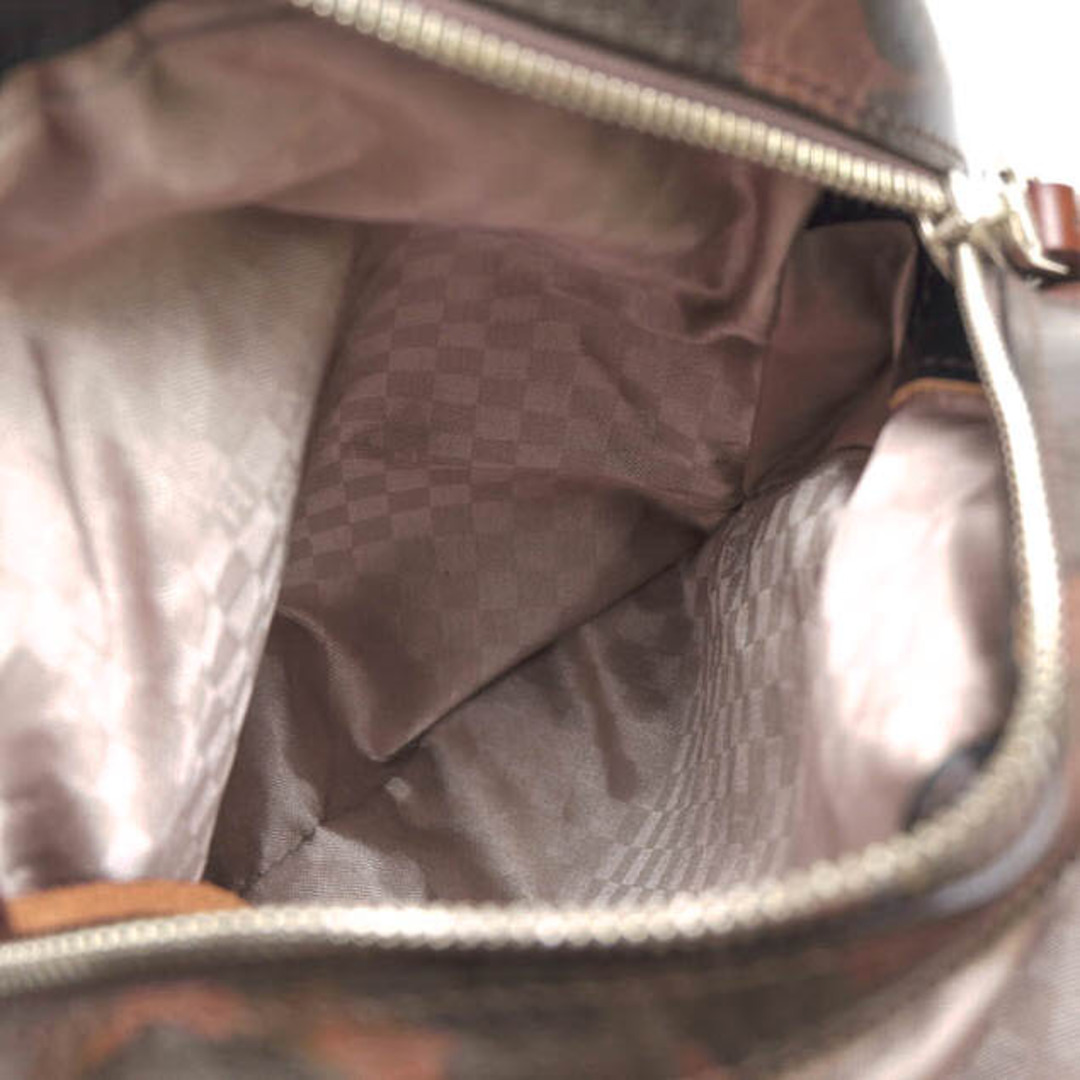 アエナ／HMAEN バッグ ショルダーバッグ 鞄 メンズ 男性 男性用レザー 革 本革 オリーブ カーキ  POST MAN ポストマン ボディバッグ 迷彩・カモフラージュ柄 メンズのバッグ(ショルダーバッグ)の商品写真