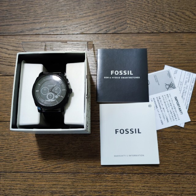 ！！最終値下げ！！FOSSIL スマートウォッチhr  腕時計　フォッシル