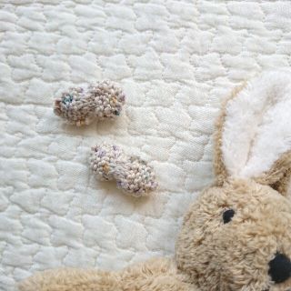 《mini》リボンニットヘアピン  misha&puff confetti(ヘアアクセサリー)