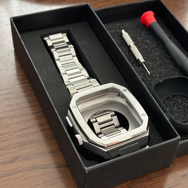 Apple Watch(アップルウォッチ)の高級シルバー♦︎アップルウォッチバンド ステンレスベルト 45mm用 メンズの時計(金属ベルト)の商品写真