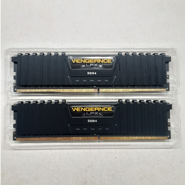 PCメモリ CORSAIR DDR4-2666 16GB