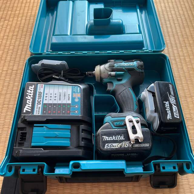 Makita(マキタ)の土日限定値下げ　マキタ　TW285DRGX 充電式インパクトレンチ 自動車/バイクの自動車(メンテナンス用品)の商品写真