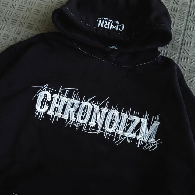 CHRONOIZM♥️パーカーLサイズ✨