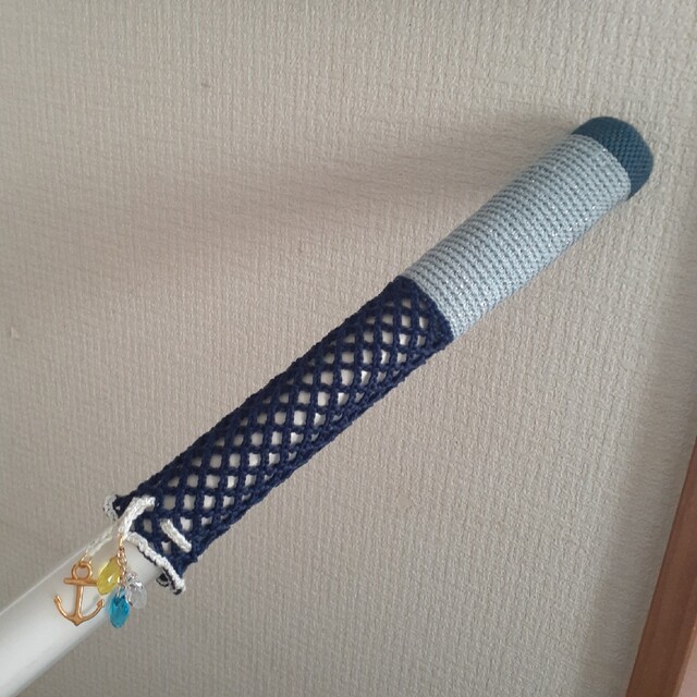 ≪オーダー受付≫ チャーム付き傘グリップカバー ハンドメイド - www