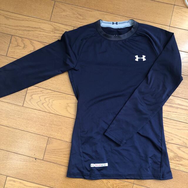 UNDER ARMOUR(アンダーアーマー)のアンダーアーマ　ヒートギア　長袖 キッズ/ベビー/マタニティのキッズ服男の子用(90cm~)(Tシャツ/カットソー)の商品写真