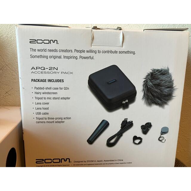 Zoom(ズーム)のZOOM 4K Q2N-4K とおまけ スマホ/家電/カメラのカメラ(ビデオカメラ)の商品写真