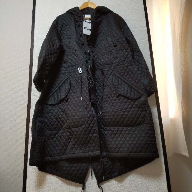 COMME des GARCONS(コムデギャルソン)の未使用☆noir kei ninomiya☆キルティングコート レディースのジャケット/アウター(ロングコート)の商品写真