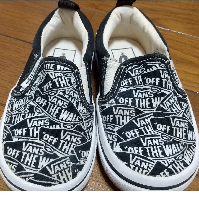 VANS(ヴァンズ)のVANSスニーカー キッズ/ベビー/マタニティのベビー靴/シューズ(~14cm)(スリッポン)の商品写真