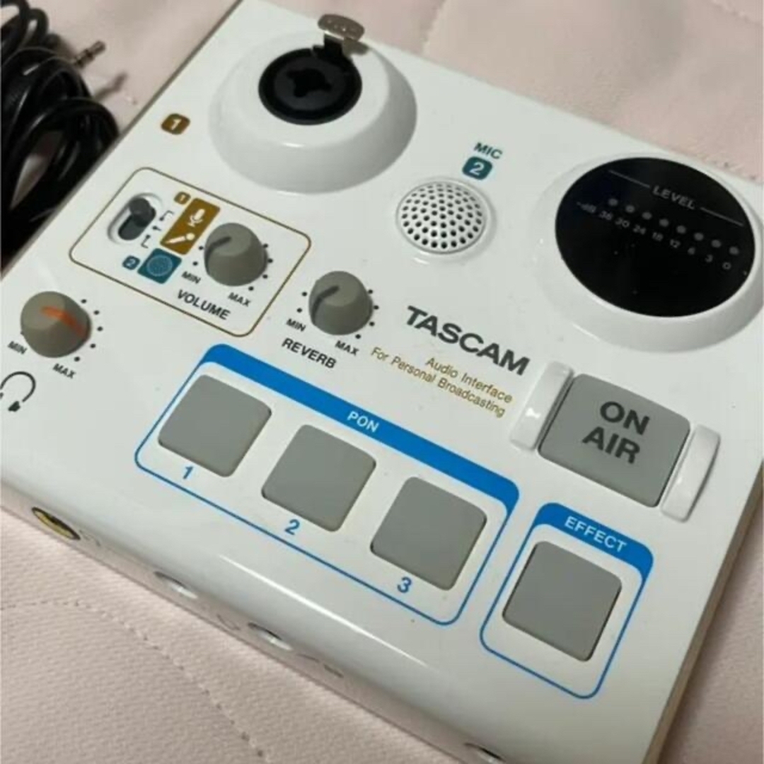 ヤマハ(ヤマハ)の【一時値下げ】TASCAM ミニスタジオ US-32 (ホワイト) 楽器のDTM/DAW(オーディオインターフェイス)の商品写真