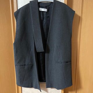 ザラ(ZARA)の未使用　ZARAベルテッドオーバーサイズベスト(ベスト/ジレ)