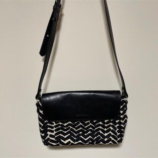 マリメッコ 革 ショルダーバッグ(レディース)の通販 58点 | marimekko