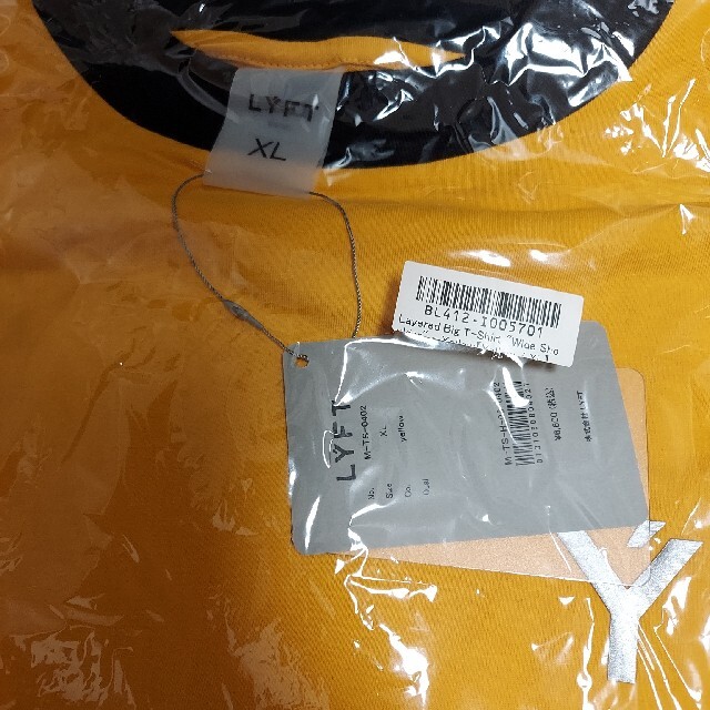 【完売品】LYFT NECK LOGO BIG Tシャツ XLsize メンズのトップス(Tシャツ/カットソー(半袖/袖なし))の商品写真