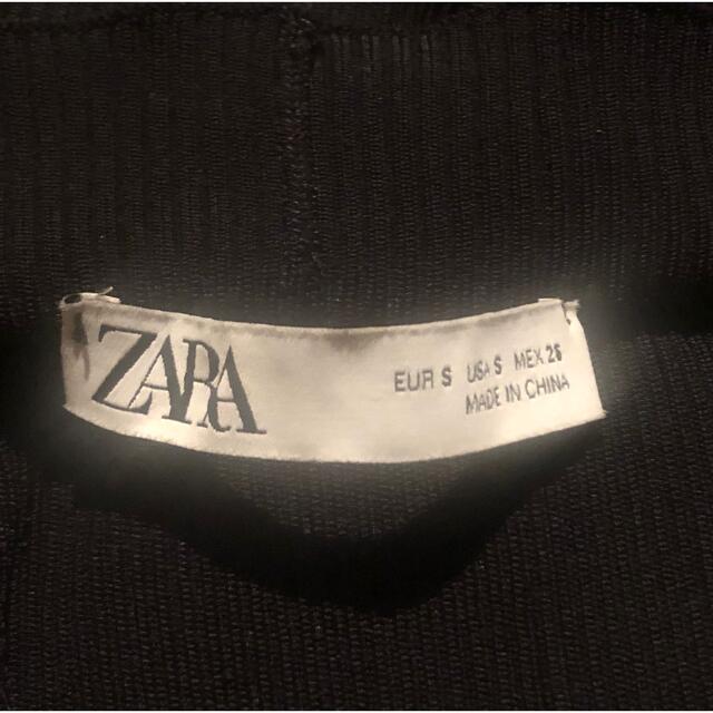 ZARA(ザラ)のZARA  ボリュームスリーブニット　黒 レディースのトップス(ニット/セーター)の商品写真