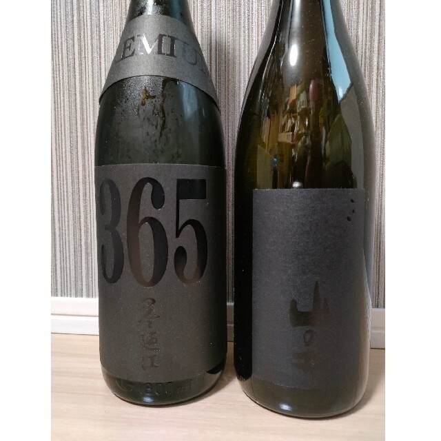 日本酒 ★ BLACK × BLACK  墨迺江 PREMIUM 365 山の井