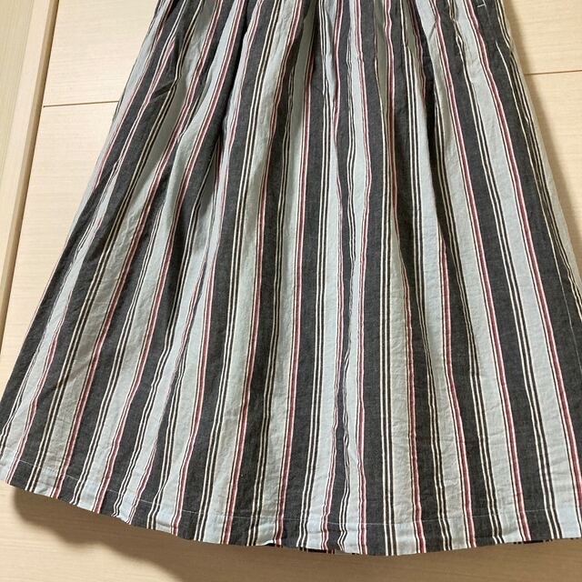 Aライン スカート マルチカラー ストライプ レディースのスカート(ロングスカート)の商品写真