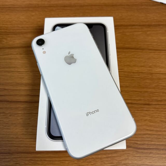 iPhone XR 64GB 本体 ホワイト(simロック解除済) まとめ販売 スマホ