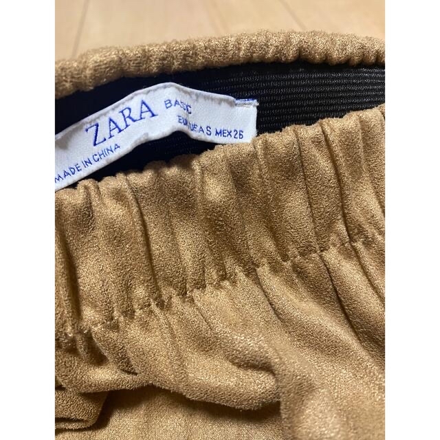 ZARA(ザラ)のZARA プリーツスカート　スエード レディースのスカート(ロングスカート)の商品写真