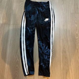 ナイキ(NIKE)の希少　NIKE トラックパンツ　nsw(ジャージ)