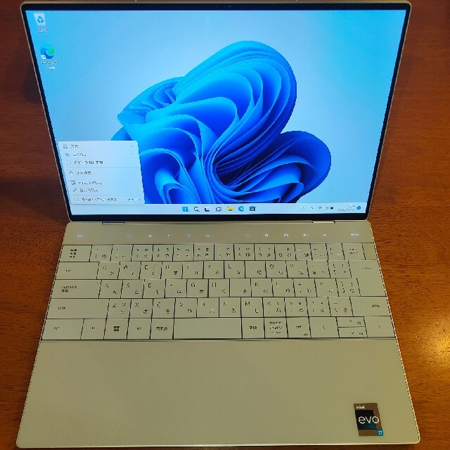 XPS 13 Plus 9320 core i7 16gbメモリ 1TBssd