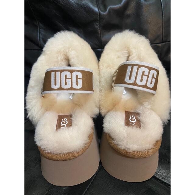 UGG ファンケット  厚底 サンダル